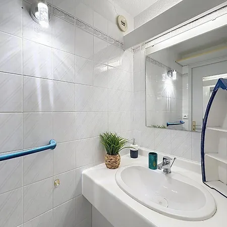Appartement Le Corot By Interhome Saint Aygulf