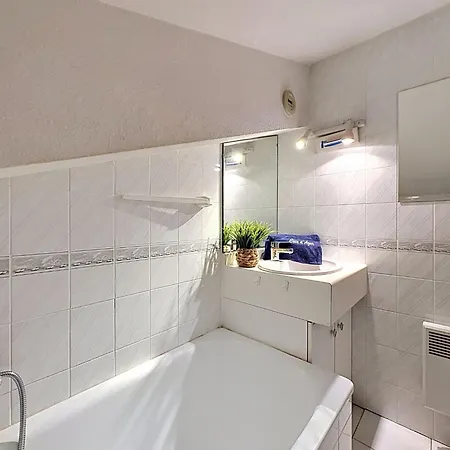 Le Corot By Interhome
